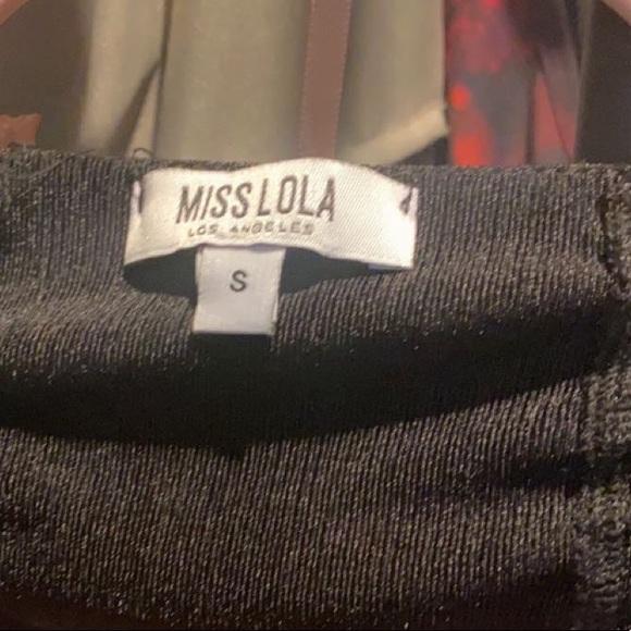 MISS LOLA LONG SLEVE BLACK DRESS comes with cute pink miss Lola bag inside 🫶🏻 - Picture 4 of 5